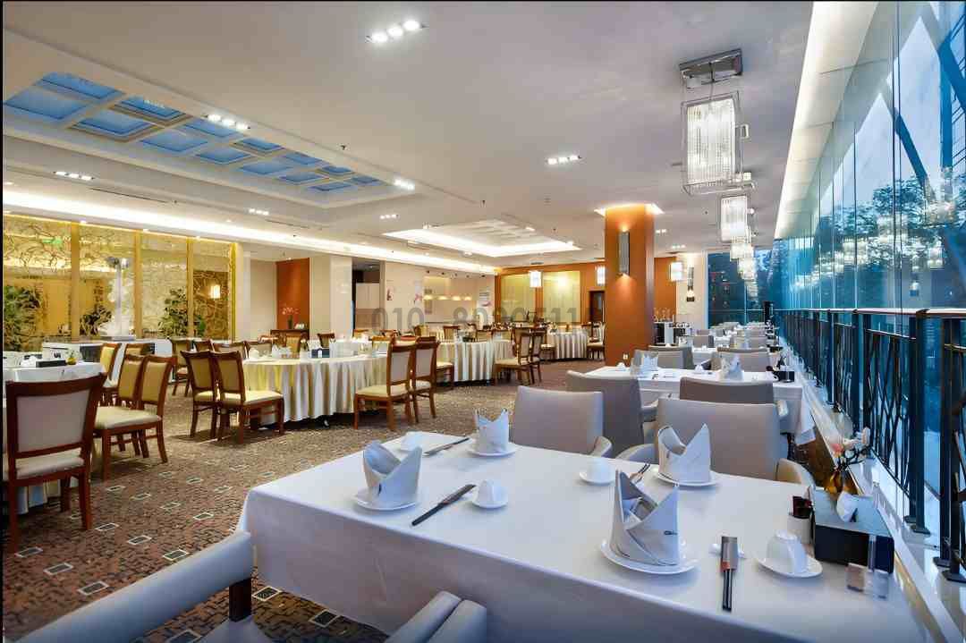 北辰汇园酒店公寓暖心赠粥，共筑温馨居住家园